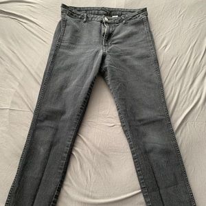 Black skinny jeans